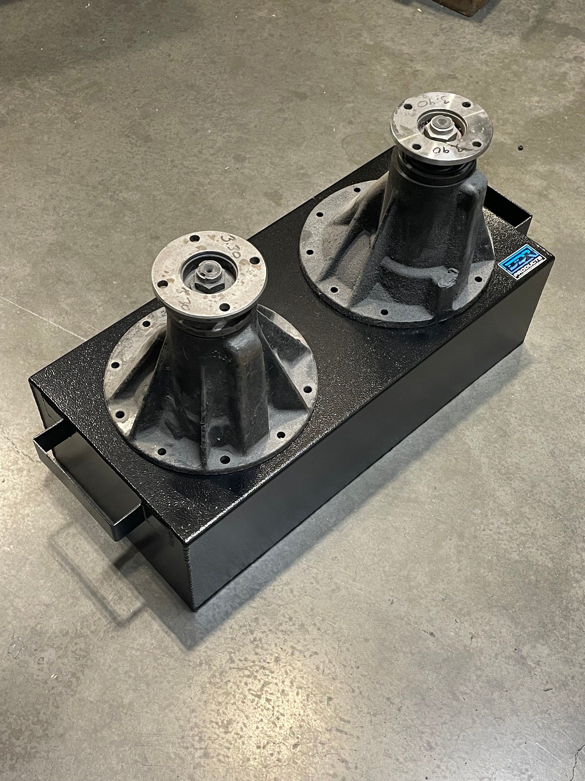 Legend car gear box
